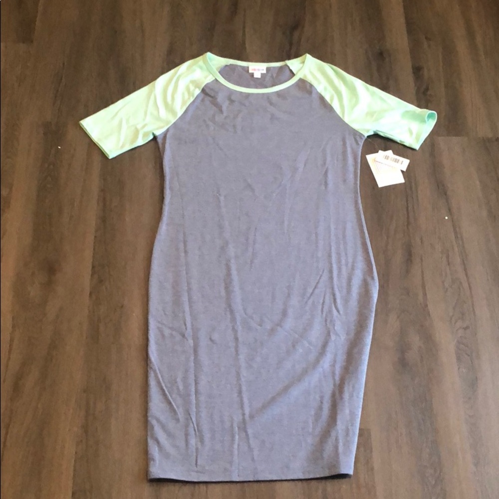 LulaRoe Julia Medium